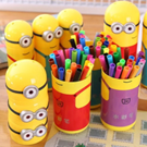 Lọ 12 màu dạ quang Minion vàng